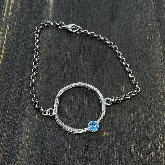 Hovedbilde Kjærlighets-kvisten rund armbånd