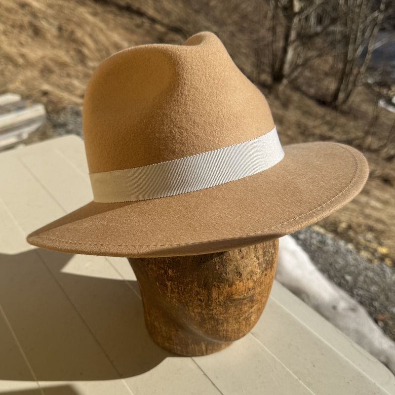 Bogart hatt kamel
