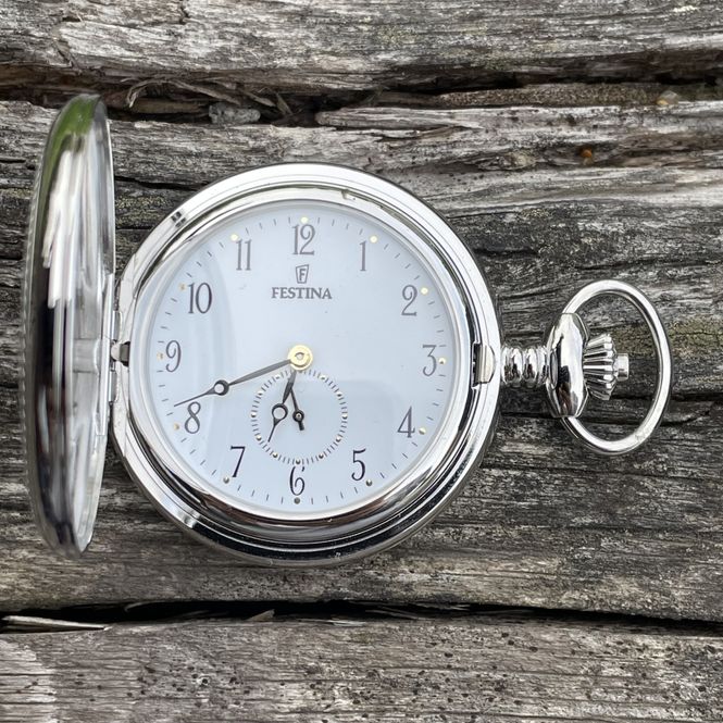 Hovedbilde Festina bunadsklokke med lokk