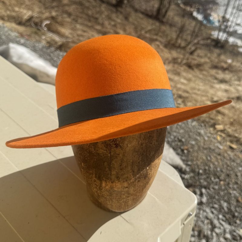 Rund pull hatt orange